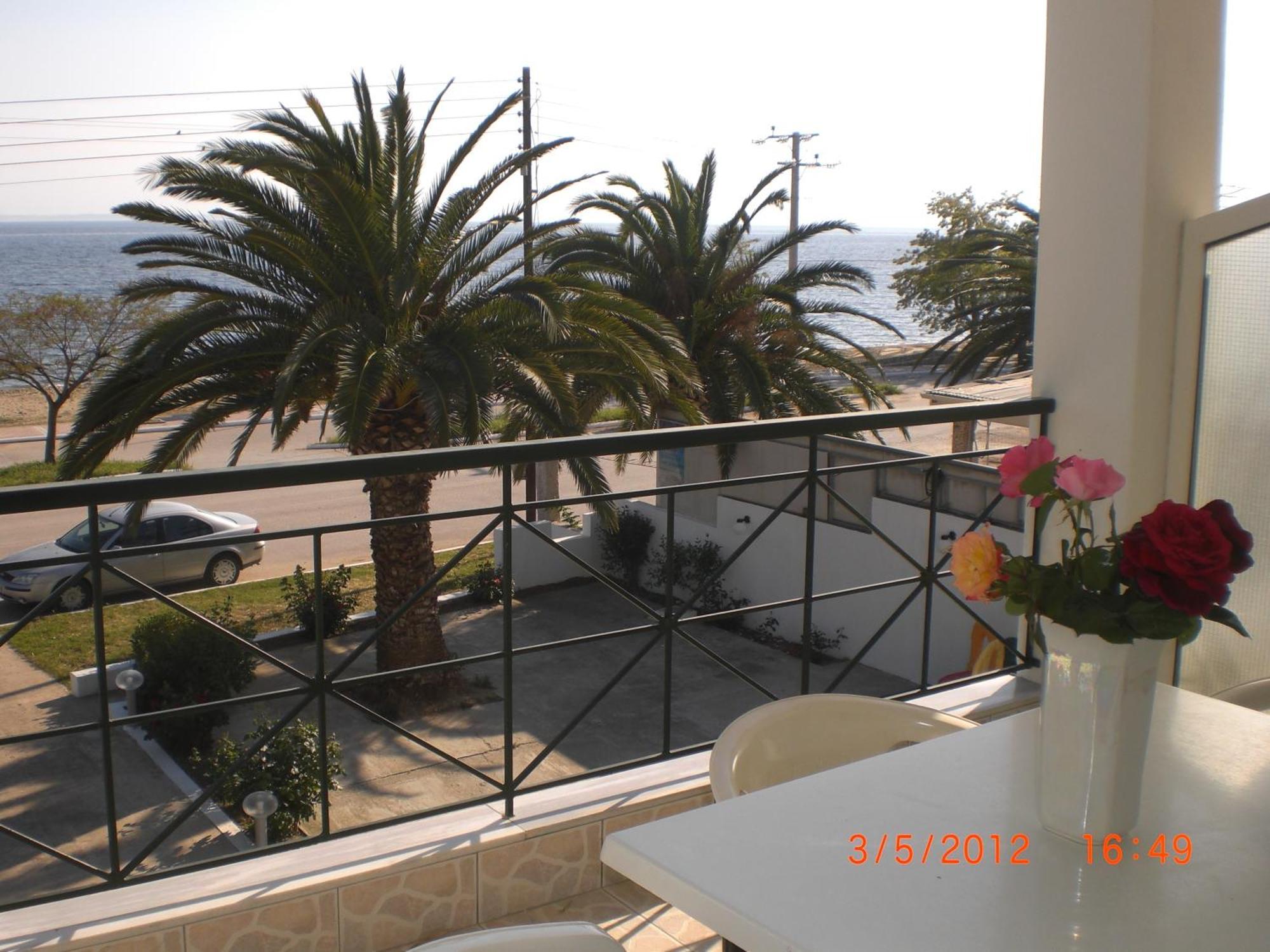 Apocalypsis Studios-Apartments Psakoudia Exterior photo