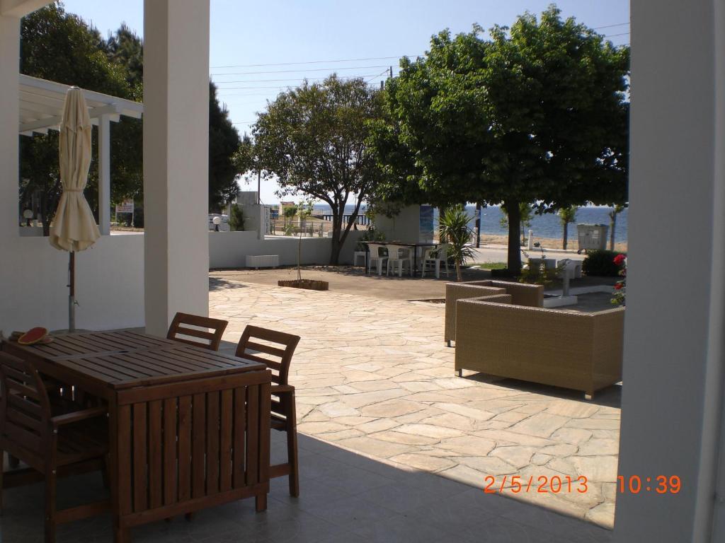 Apocalypsis Studios-Apartments Psakoudia Exterior photo